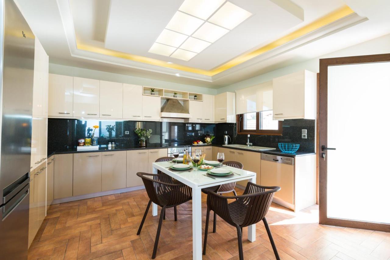 Villa Anemeli - Luxury Pool Villa With Gorgeous Seaview Kissamos Bagian luar foto
